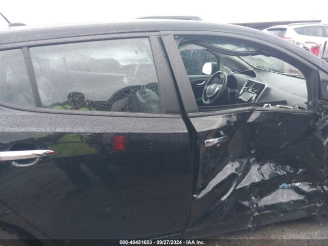 1N4AZ0CP0FC300122 Nissan Leaf Sl