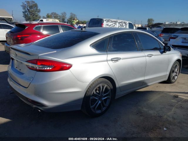 3FA6P0HDXHR299480 Ford FUSION SE
