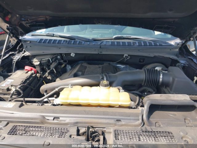 1FMJU1HT2KEA58061 Ford Expedition Xlt