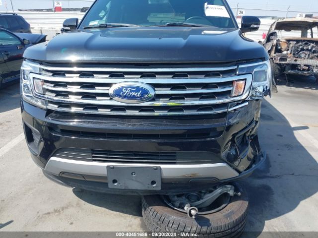 1FMJU1HT2KEA58061 Ford Expedition Xlt