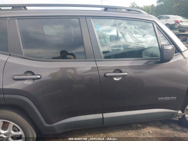 ZACCJABB9JPH93308 Jeep Renegade Latitude Fwd