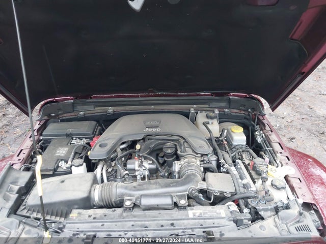 1C4HJXEG3MW663743 Jeep Wrangler Unlimited Sahara 4x4
