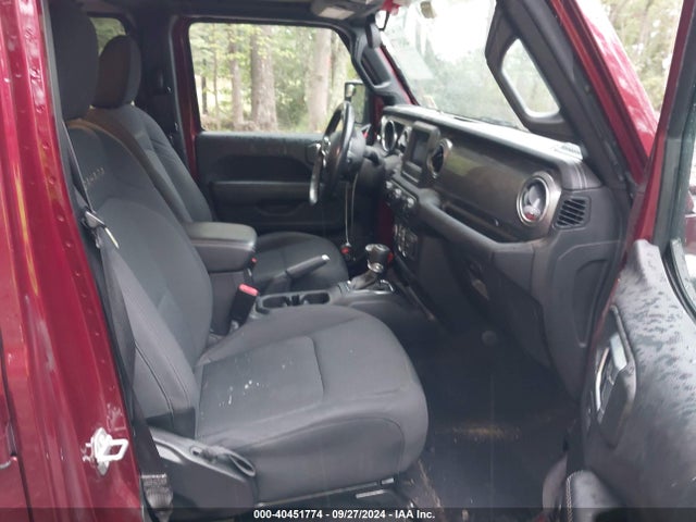1C4HJXEG3MW663743 Jeep Wrangler Unlimited Sahara 4x4