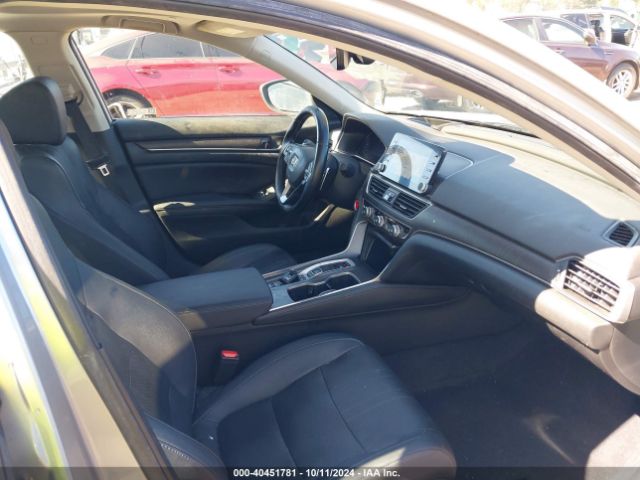 1HGCV2F91KA001320 Honda Accord Touring 2.0t