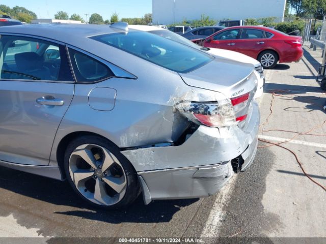 1HGCV2F91KA001320 Honda Accord Touring 2.0t
