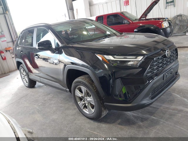 Toyota Rav4 Xle 2024 2T3P1RFV6RW472411 главное изображение