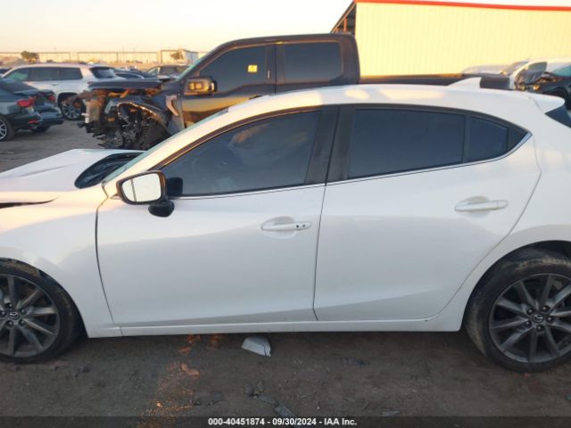 3MZBN1M31JM257698 Mazda Mazda3 Grand Touring