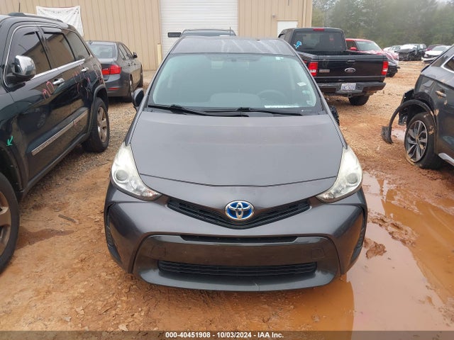 Toyota Prius V Two 2015 JTDZN3EU2FJ020856 Image 12