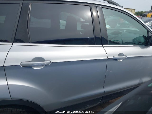 Ford ESCAPE SE 2018 1FMCU0GD2JUA53122 Image 13