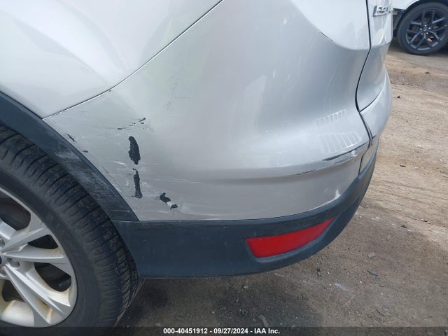 Ford ESCAPE SE 2018 1FMCU0GD2JUA53122 Image 17