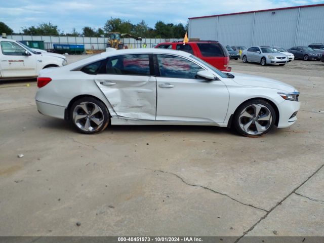 1HGCV2F97KA017201 Honda Accord Touring 2.0t