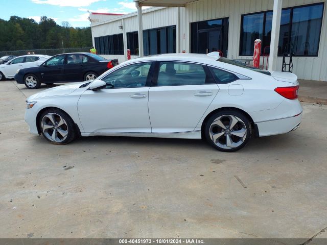 1HGCV2F97KA017201 Honda Accord Touring 2.0t