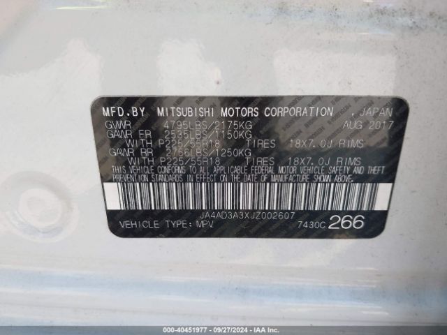 JA4AD3A3XJZ002607 Mitsubishi Outlander Se