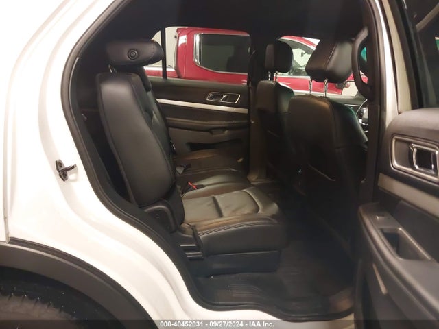 Ford EXPLORER XLT 2017 1FM5K8D81HGA32520 Image 8