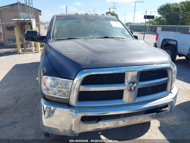 3C6UR5HL4HG606760 RAM 2500 Tradesman  4x4 8' Box