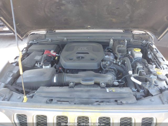 1C4HJXEN4LW213130 Jeep Wrangler Unlimited Sahara 4x4