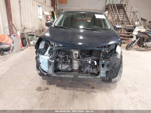 Toyota RAV4 LE 2017 JTMBFREV6HD220263 Image 13