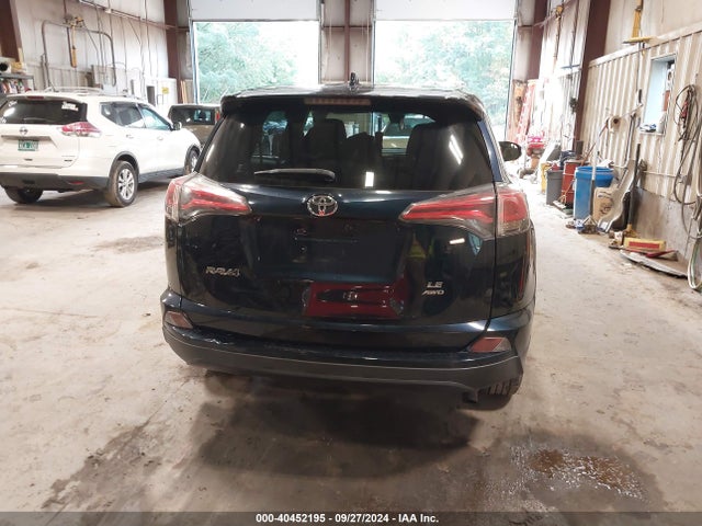 Toyota RAV4 LE 2017 JTMBFREV6HD220263 Image 17