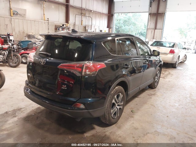 Toyota RAV4 LE 2017 JTMBFREV6HD220263 Image 4