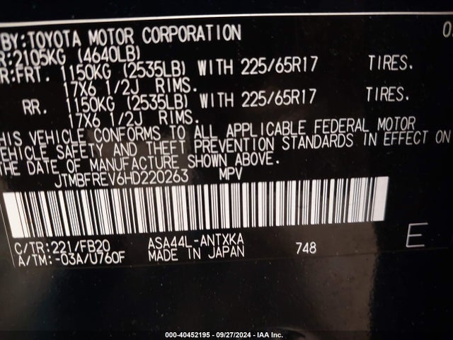 Toyota RAV4 LE 2017 JTMBFREV6HD220263 Image 9
