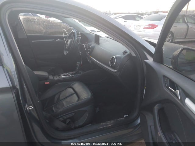 Audi A3 1.8t Premium 2015 WAUACGFF5F1102345 Image 5