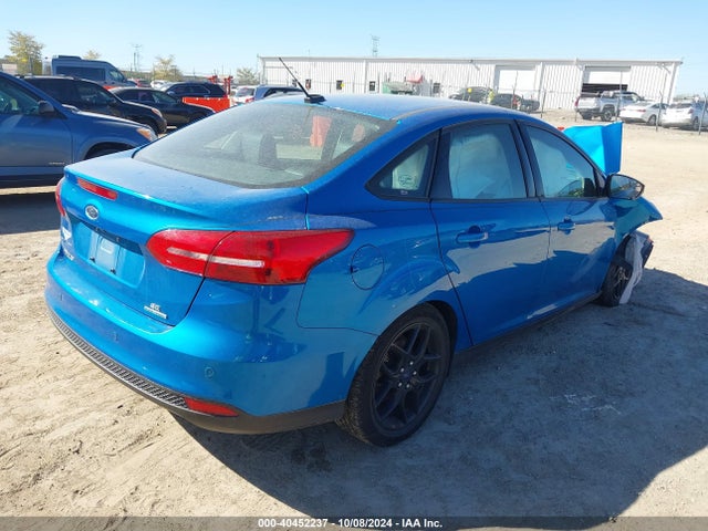 Ford FOCUS SE 2016 1FADP3F21GL250966 Image 4