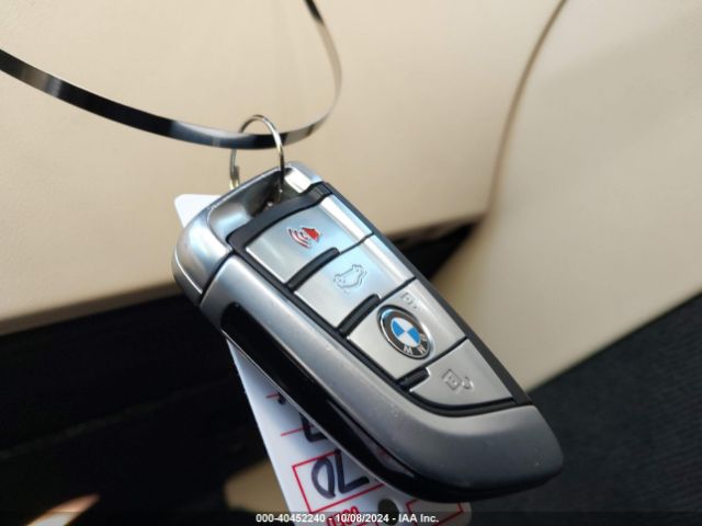 WBAJE7C3XHG889619 BMW 540i Xdrive