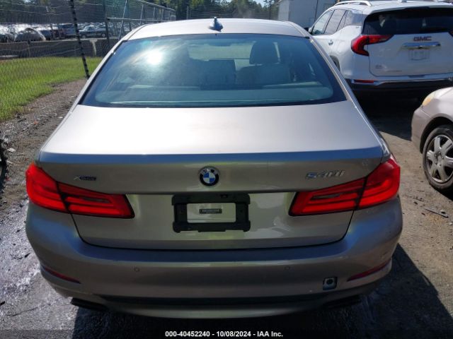 WBAJE7C3XHG889619 BMW 540i Xdrive