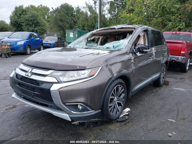 2018 MITSUBISHI OUTLANDER JA4AD3A33JZ044150 Photo 1