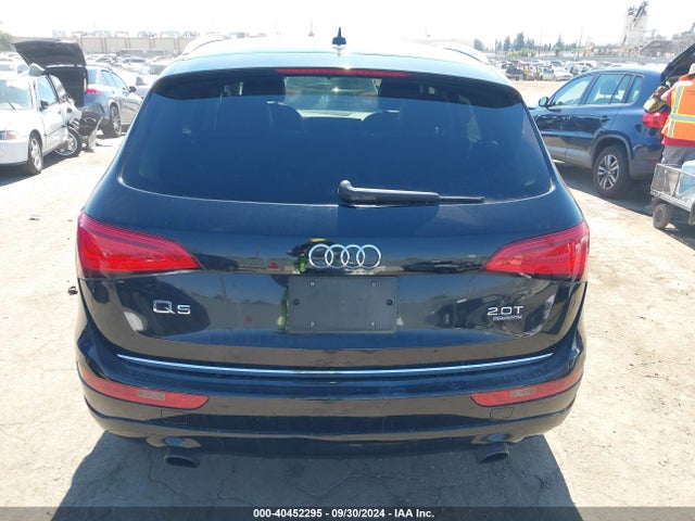 Audi Q5 2.0t Premium 2016 WA1C2AFP5GA007543 Image 17