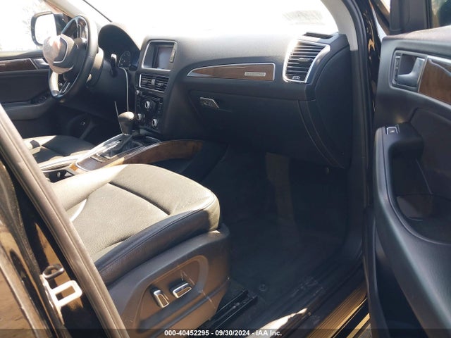 Audi Q5 2.0t Premium 2016 WA1C2AFP5GA007543 Image 5