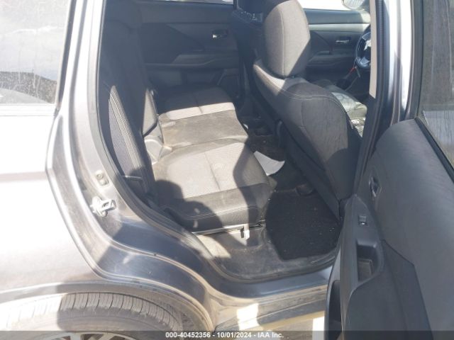 JA4AZ3A39HZ030779 Mitsubishi Outlander Se/sel