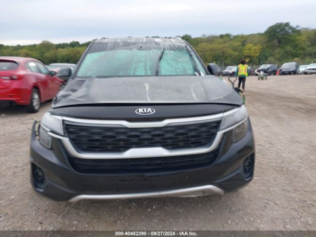 KNDERCAA5M7131233 KIA SELTOS EX