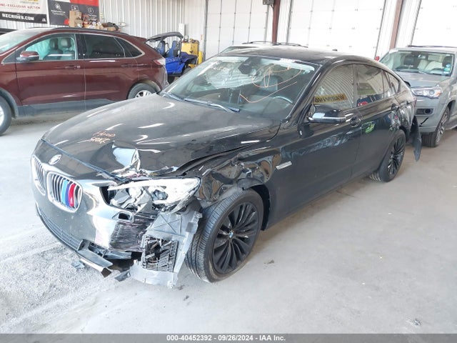 BMW 535i Gran Turismo 2015 WBA5M2C57FD872221 Image 2
