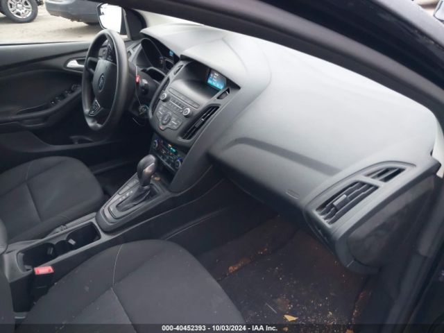 1FADP3FE7JL213759 Ford FOCUS SE