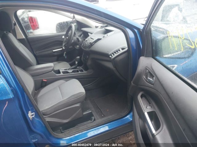 1FMCU0GD6HUA88515 Ford ESCAPE SE