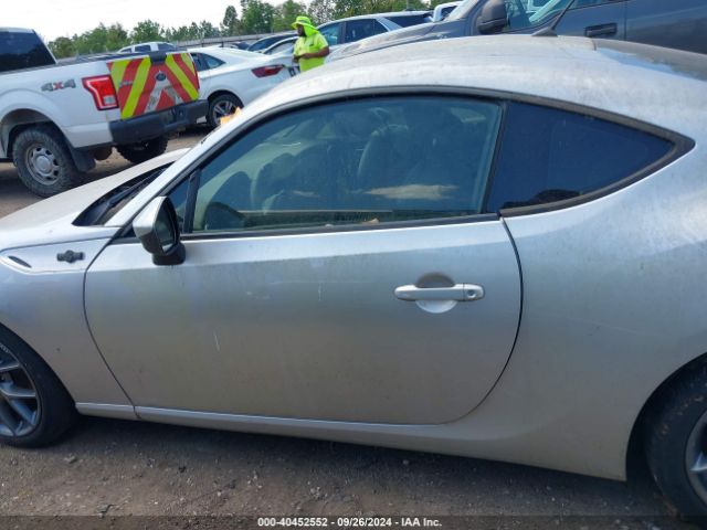 JF1ZNAA12E8708321 Scion Fr-s Monogram