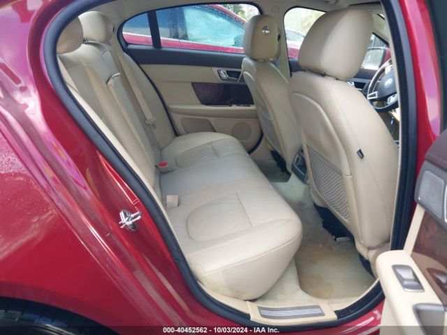 2011 JAGUAR XF SAJWA0FB6BLS11965 Photo 7