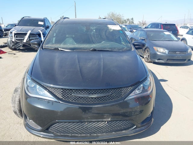 2C4RC1EG9JR351653 Chrysler Pacifica Touring L Plus