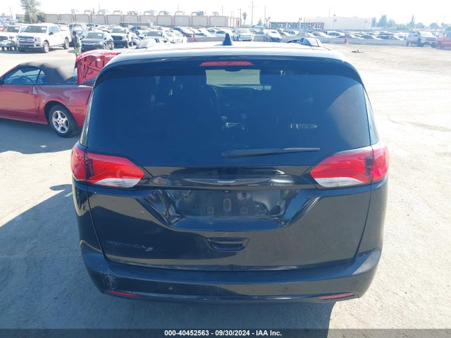 Chrysler Pacifica Touring L Plus 2018 2C4RC1EG9JR351653 Image 16