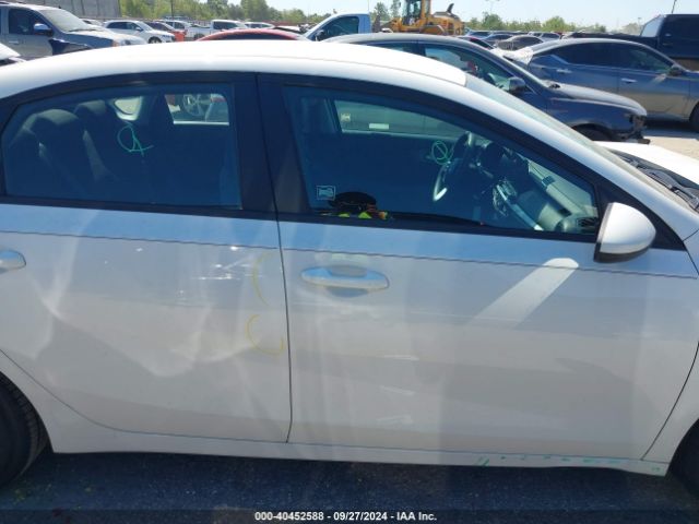 3KPF24AD5KE062842 KIA FORTE FE