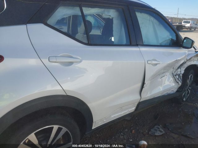 3N1CP5CUXJL540290 Nissan KICKS SV