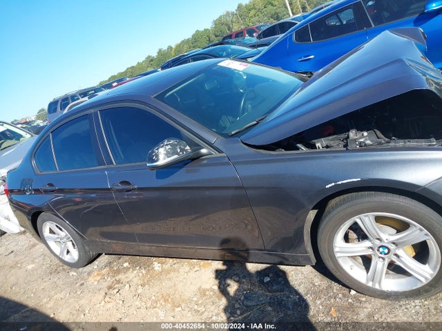 BMW 320i Xdrive 2015 WBA3C3C50FP663837 Image 13