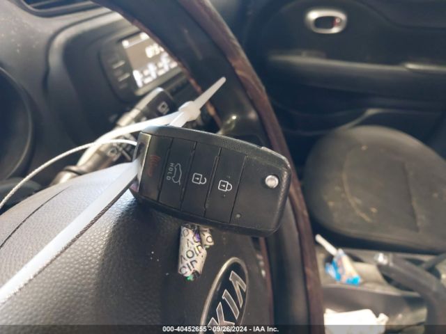 KNDJN2A23H7446213 KIA Soul
