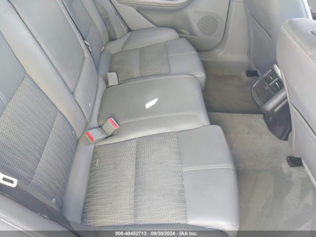 Chevrolet IMPALA 1LT 2017 2G1105SA1H9130922 Image 8