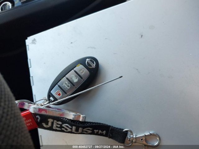 3N1CN8EV5LL803320 Nissan Versa Sv Xtronic Cvt