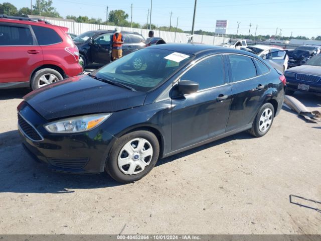 1FADP3E22JL302596 Ford FOCUS S