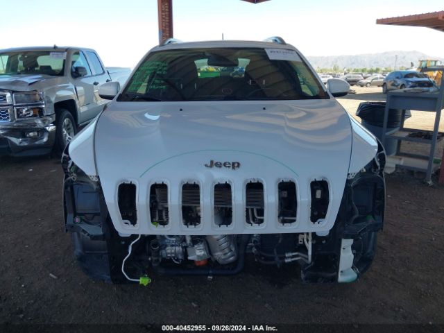 1C4PJMCB7HD229005 Jeep Cherokee Latitude 4x4