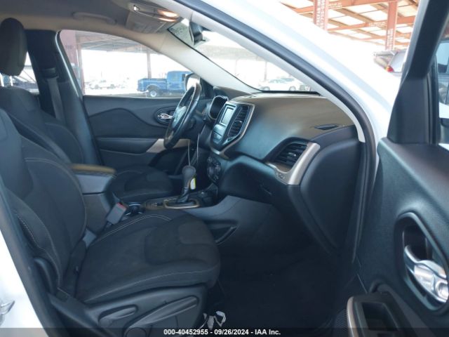 1C4PJMCB7HD229005 Jeep Cherokee Latitude 4x4