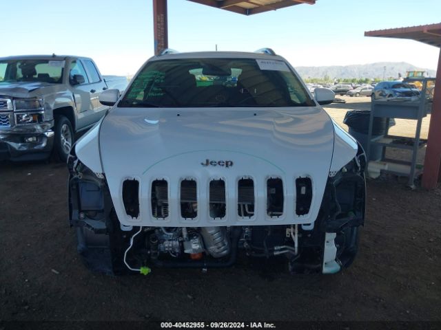 1C4PJMCB7HD229005 Jeep Cherokee Latitude 4x4